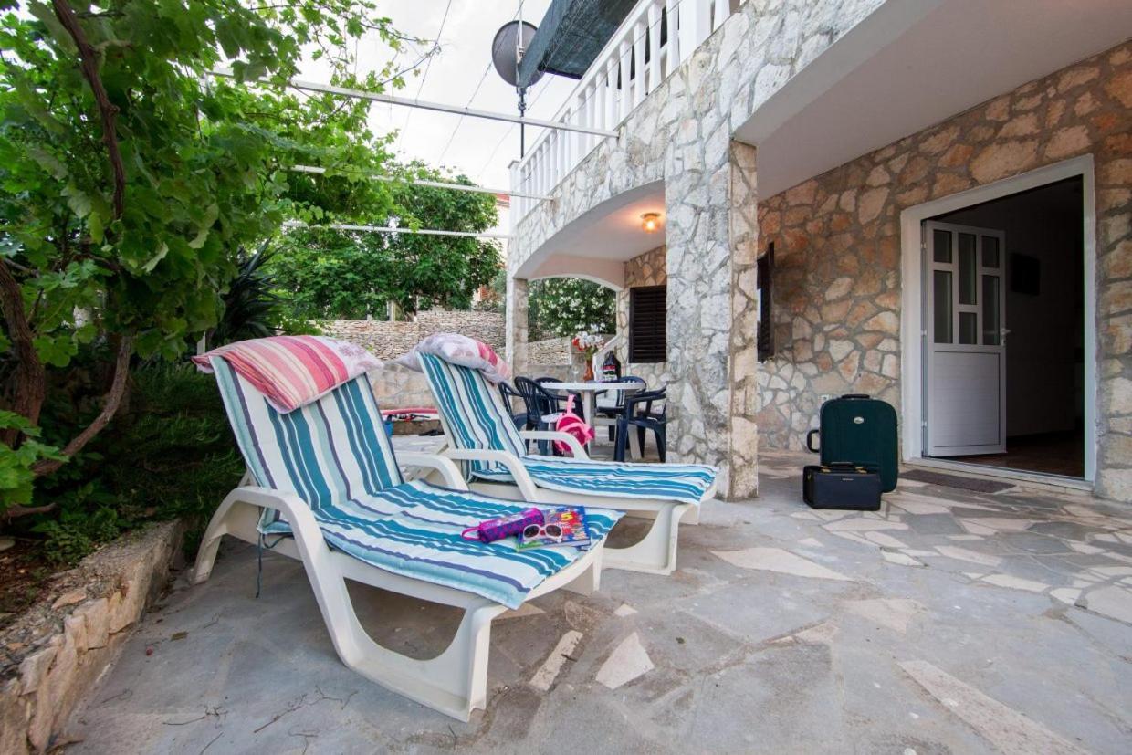 Silver Beach Apartments Вис Экстерьер фото